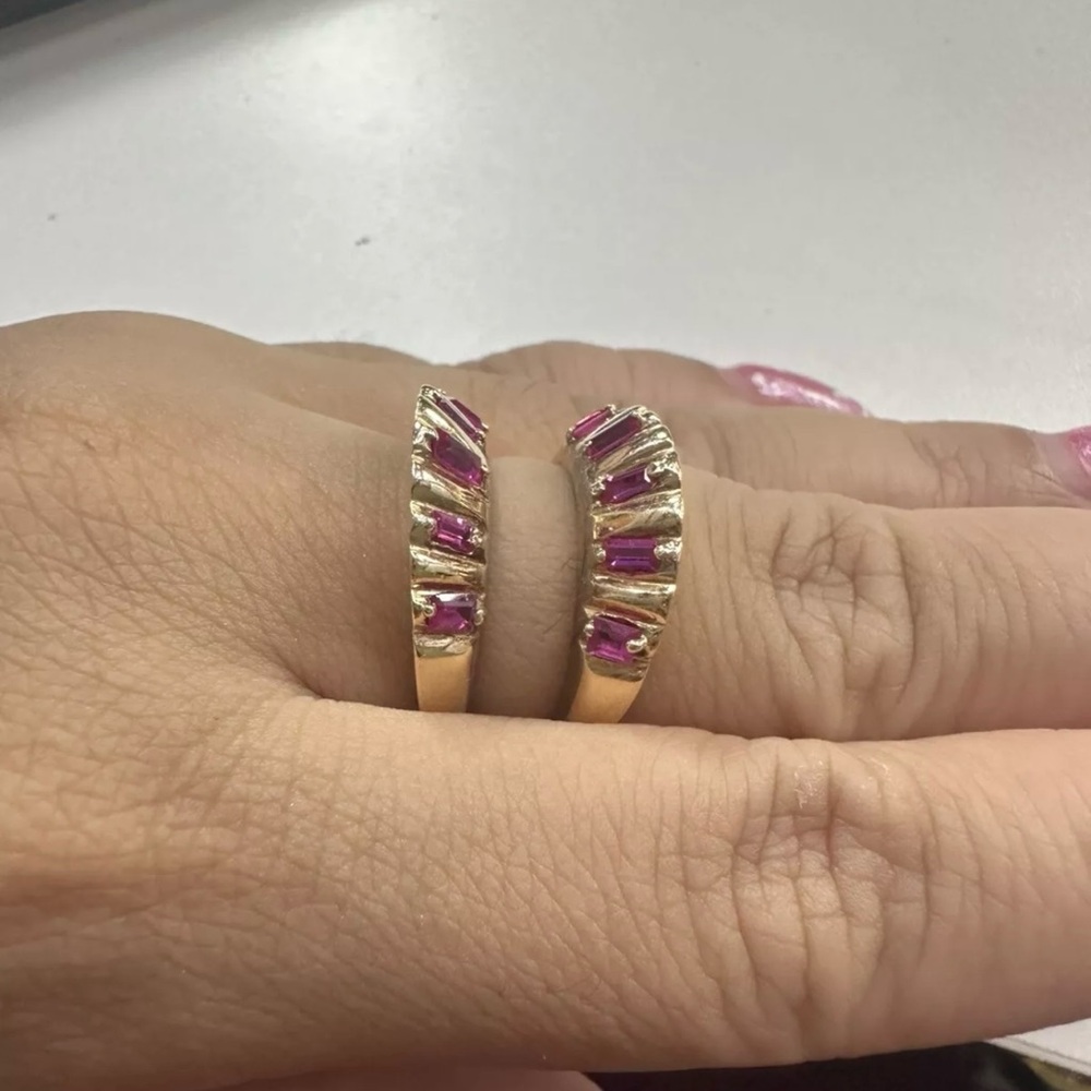 Vintage 14K gold ruby ring